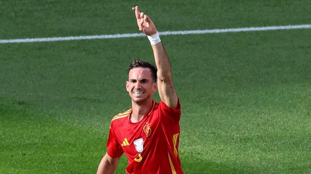 1718856871339071929.jpg fabian ruiz.jpg